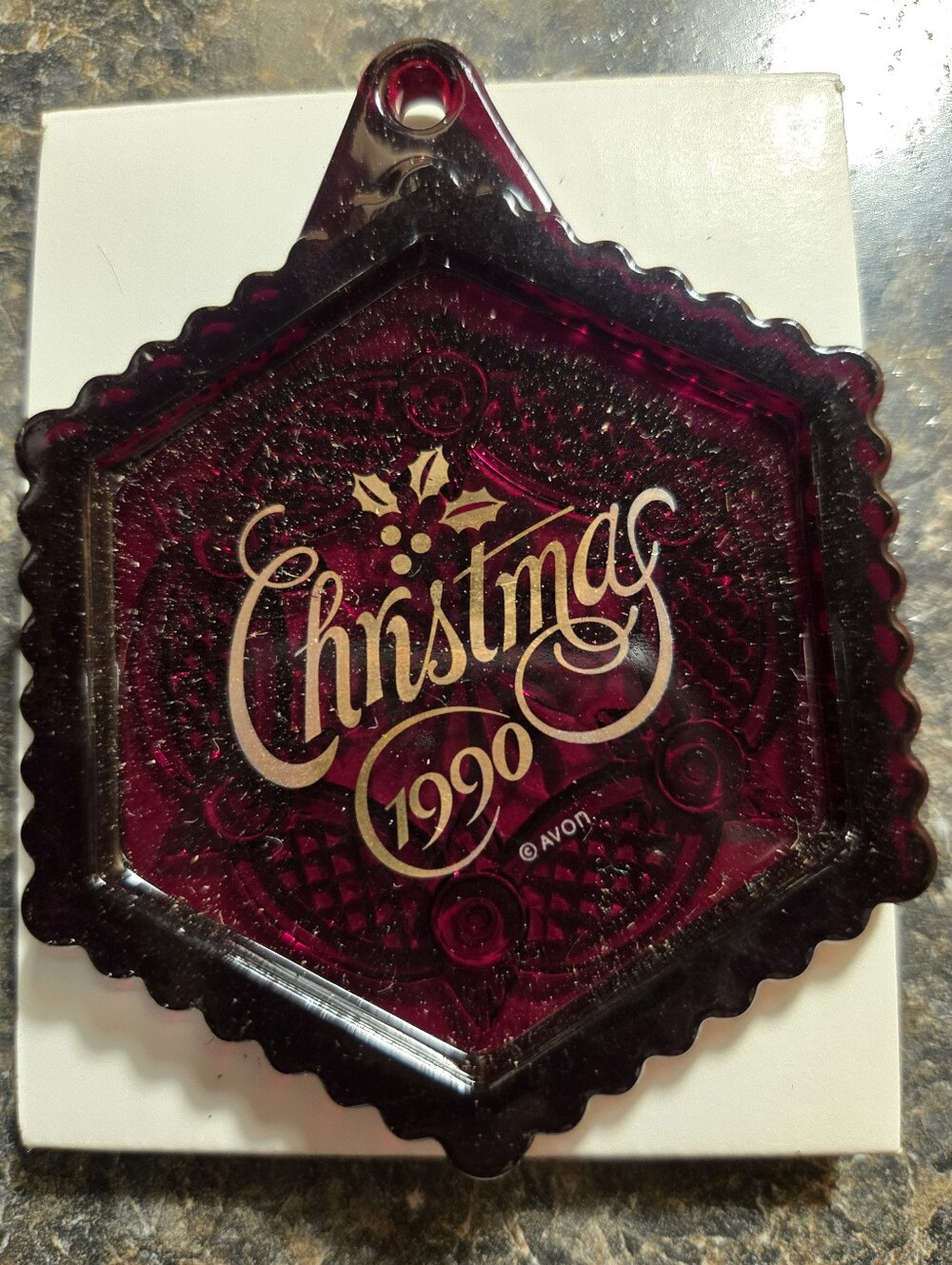 Avon Cape Cod Christmas 1990 Ornament with Gold Script